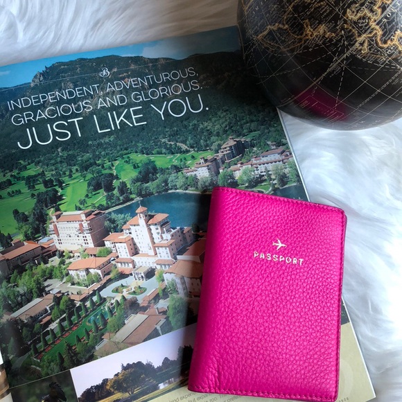 Fossil Accessories - FOSSIL Leather Passport Case